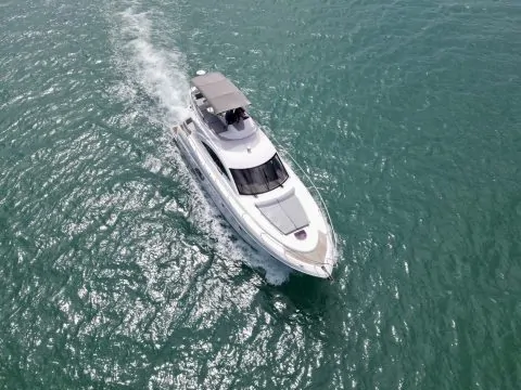 Яхта ALADIN 49FT