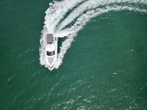 Яхта ALADIN 49FT