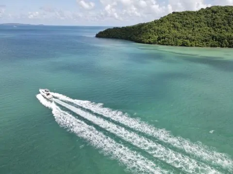 Яхта ALADIN 49FT