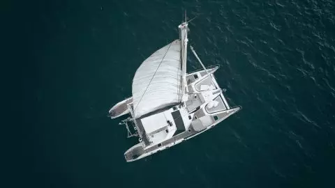 Катамаран PRIVELEGE 51