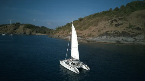 Катамаран PRIVELEGE 51