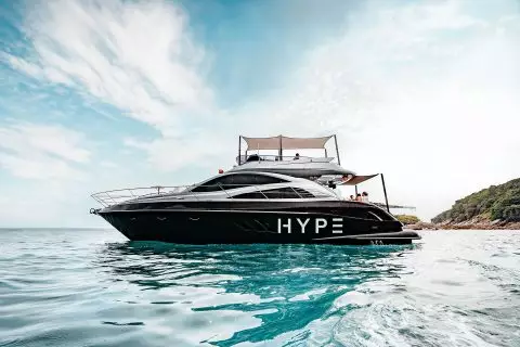 Яхта HYPE LUXURY YACHT