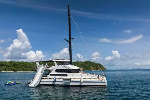 Катамаран BLUE LAGOON 70 FT