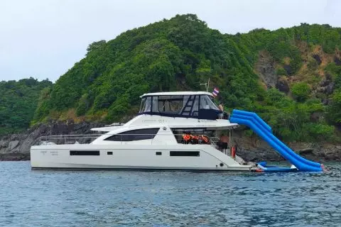 Катамаран LEOPARD 51FT